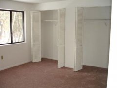 B3-Oakwood-Bedroom-(Small).jpg